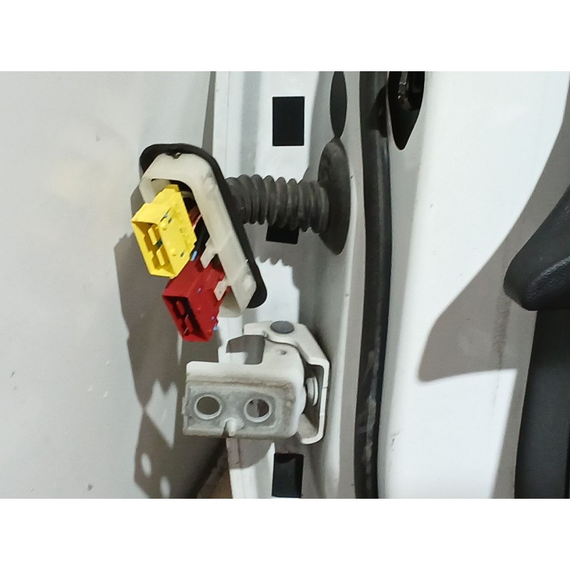 Recambio de puerta delantera derecha para peugeot 308 ii (lb_, lp_, lw_, lh_, l3_) 1.6 hdi / bluehdi 115 referencia OEM IAM   