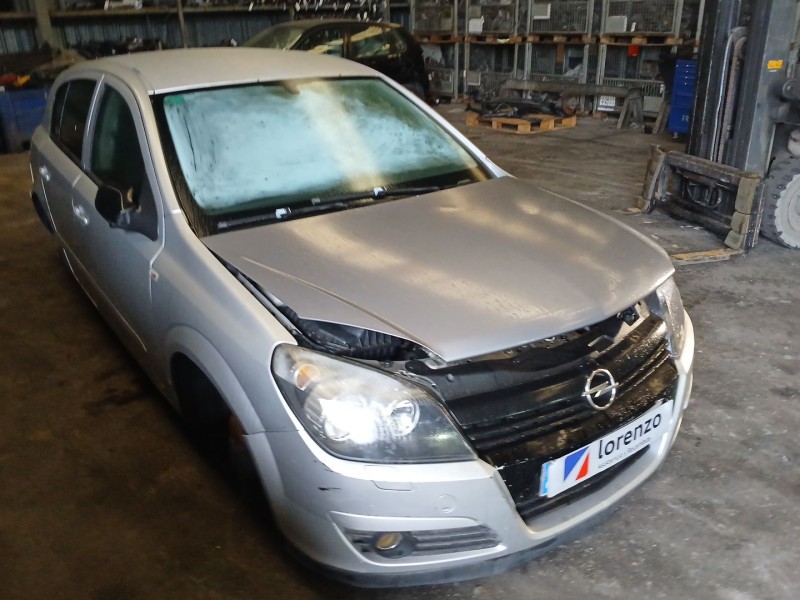 opel astra h (a04) del año 2004 opel astra h (a04) del año 2004