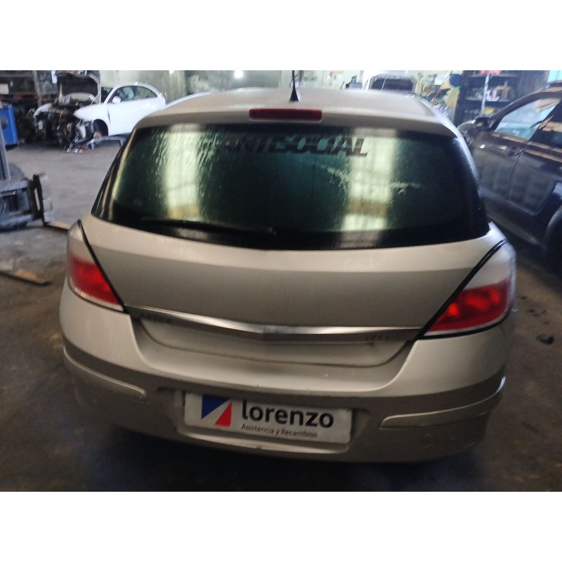 opel astra h (a04) del año 2004 opel astra h (a04) del año 2004