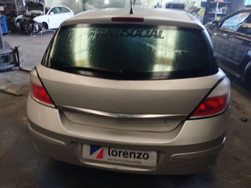 opel astra h (a04) del año 2004 opel astra h (a04) del año 2004