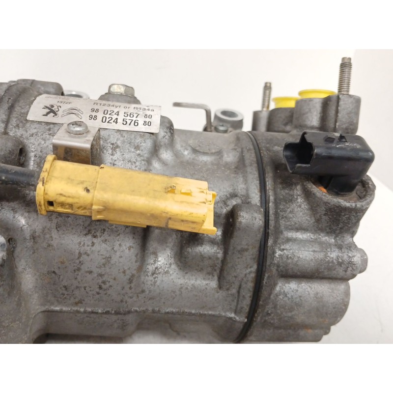 Recambio de compresor aire acondicionado para citroën c4 cactus 1.6 bluehdi 100 referencia OEM IAM 9802456780 04882611461 980245