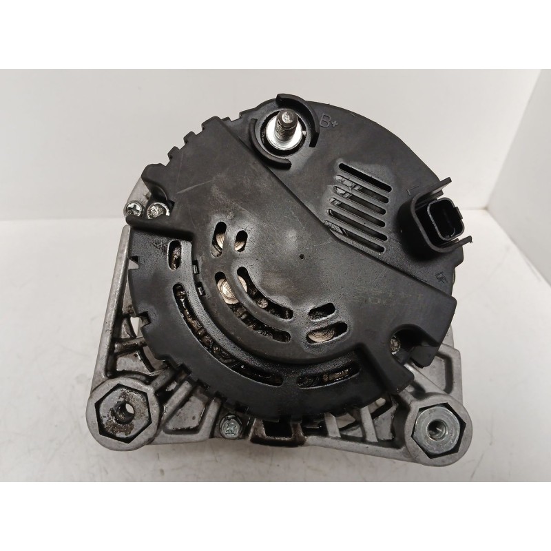 Recambio de alternador para opel vivaro a autobús (x83) 2.5 dti (f7, j7, a07) referencia OEM IAM   