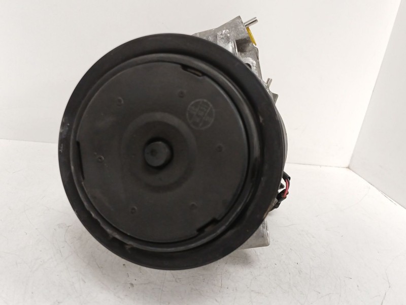 Recambio de compresor aire acondicionado para seat ibiza iii (6l1) 1.9 tdi referencia OEM IAM 6Q0820808D  