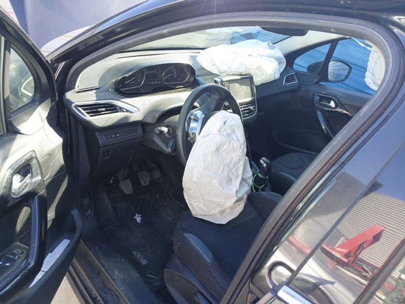 peugeot 208 i (ca_, cc_) del año 2012