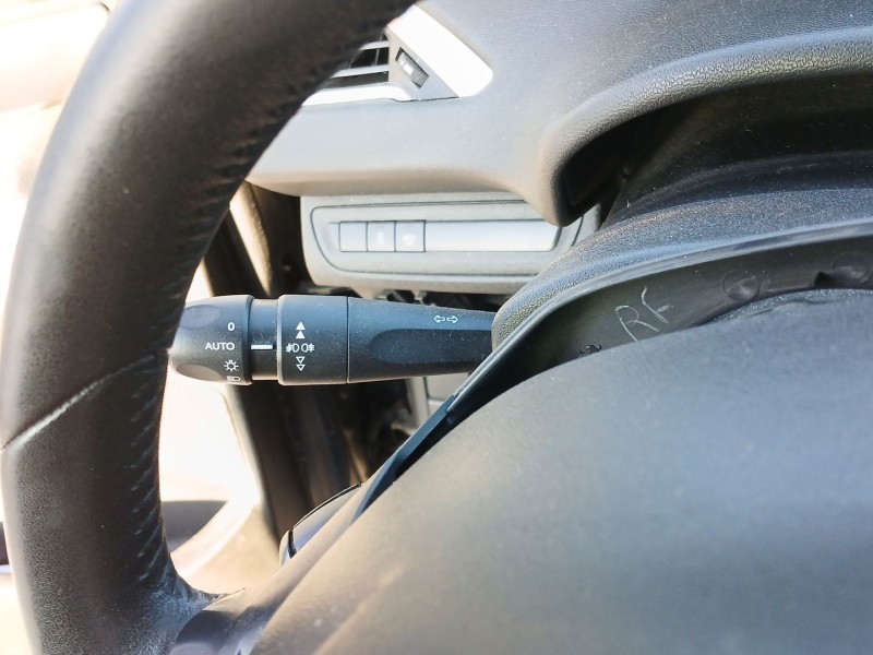 Recambio de mando luces para peugeot 208 i (ca_, cc_) 1.6 hdi referencia OEM IAM   