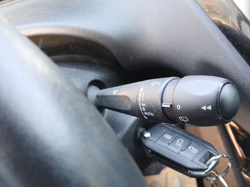 Recambio de mando luces para peugeot 208 i (ca_, cc_) 1.6 hdi referencia OEM IAM   