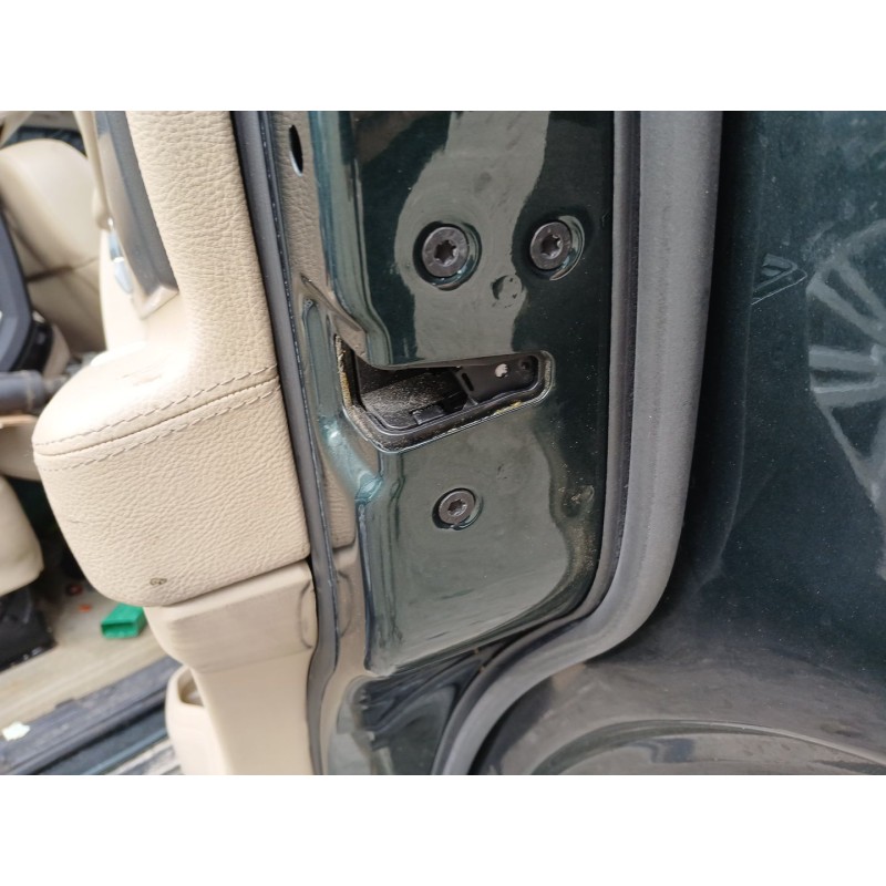 Recambio de cerradura puerta trasera derecha para land rover discovery iv (l319) 3.0 td 4x4 referencia OEM IAM   