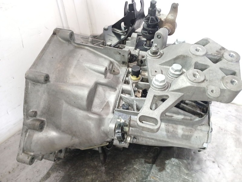 Recambio de caja cambios para citroën jumper ii autobús 2.0 bluehdi 130 referencia OEM IAM 20GP19  