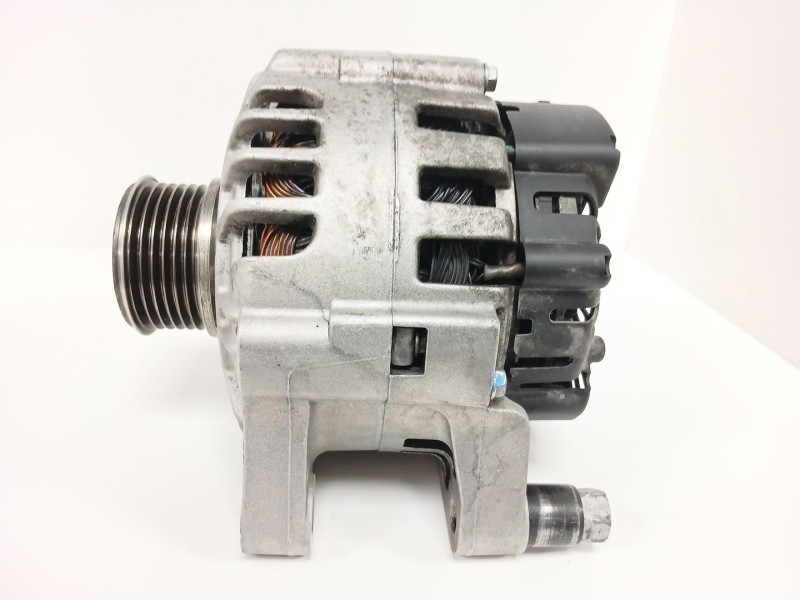 Recambio de alternador para peugeot bipper (aa_) 1.4 hdi referencia OEM IAM TG9B068  