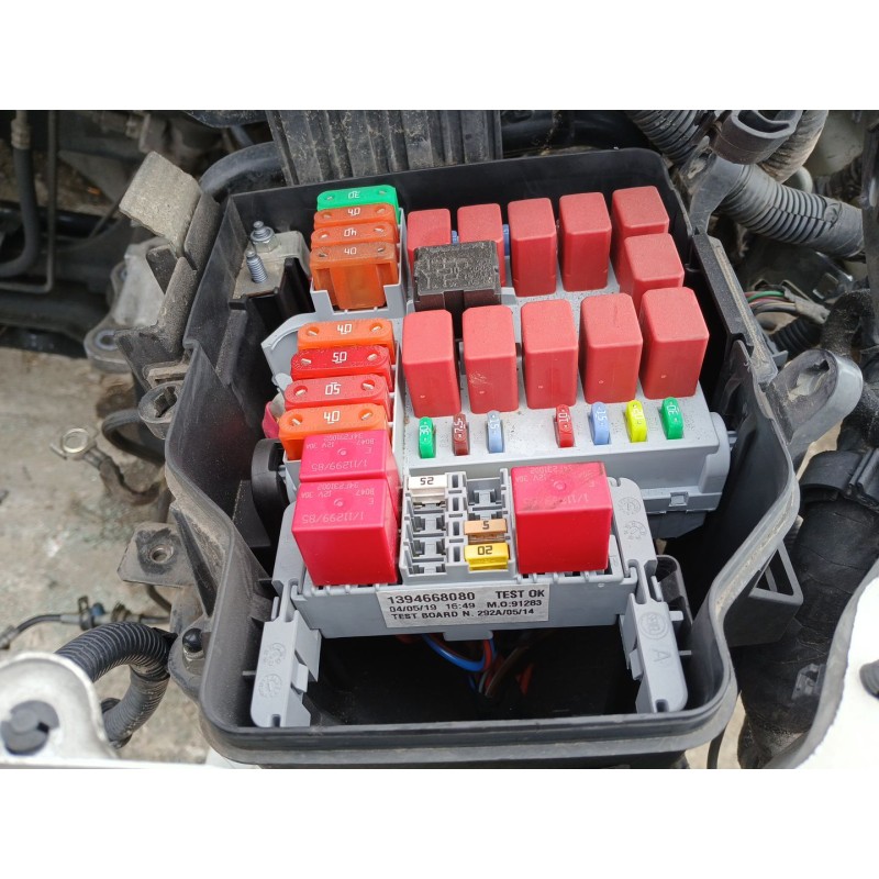 Recambio de caja reles / fusibles para citroën jumper ii autobús 2.0 bluehdi 130 referencia OEM IAM 1394668080  