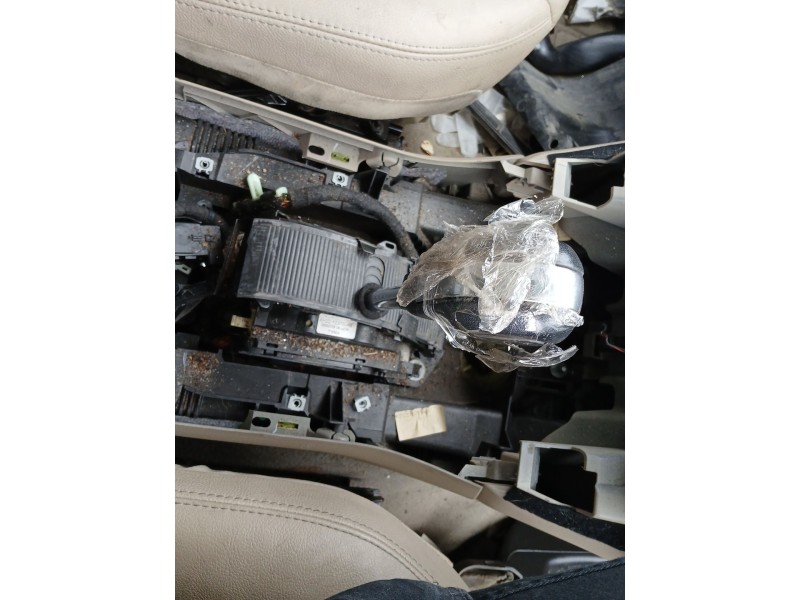 Recambio de palanca cambio para land rover discovery iv (l319) 3.0 td 4x4 referencia OEM IAM   