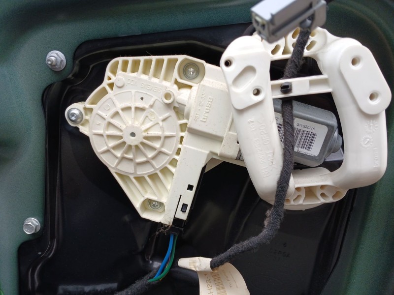 Recambio de elevalunas delantero derecho para land rover discovery iv (l319) 3.0 td 4x4 referencia OEM IAM   