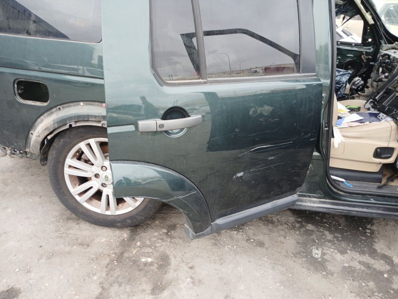 Recambio de puerta trasera derecha para land rover discovery iv (l319) 3.0 td 4x4 referencia OEM IAM   