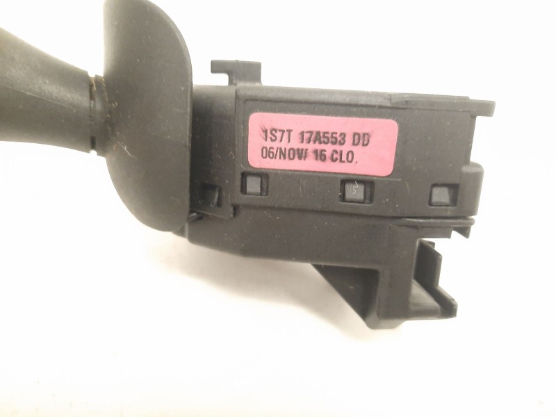 Recambio de mando limpia para ford fiesta (cbk) 1.4 tdci cat referencia OEM IAM 1S7T17A653DD 33033 