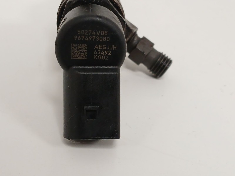 Recambio de inyector para citroën c4 picasso i monospace (ud_) 1.6 hdi 110 referencia OEM IAM 9674973080  