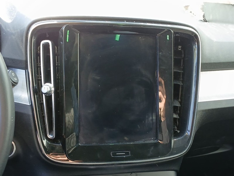 Recambio de pantalla multifuncion para volvo xc40 (536) d4 awd referencia OEM IAM   