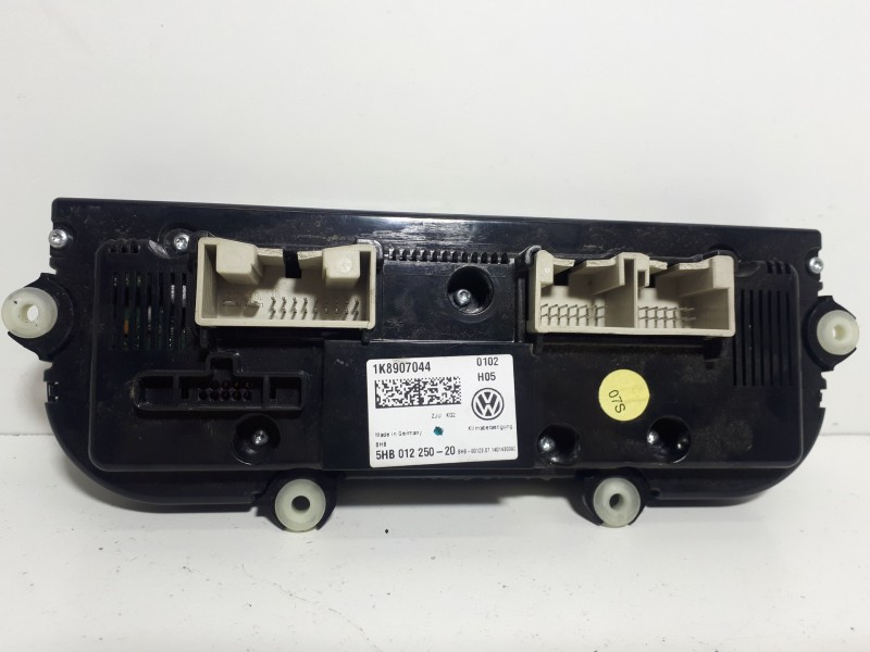 Recambio de mando climatizador para volkswagen scirocco (138) r-line bmt referencia OEM IAM 1K8907044 5HB01250 