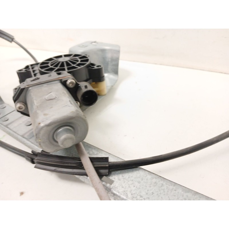 Recambio de elevalunas delantero derecho para renault kangoo / grand kangoo ii (kw0/1_) 1.5 dci 90 (kw05, kw08, kw0g, kw11) refe