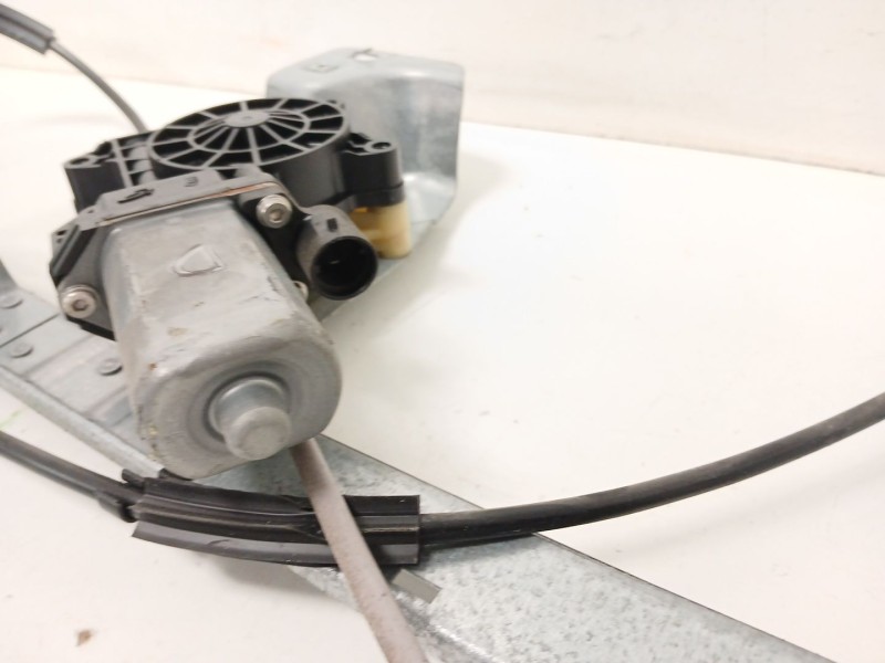 Recambio de elevalunas delantero derecho para renault kangoo / grand kangoo ii (kw0/1_) 1.5 dci 90 (kw05, kw08, kw0g, kw11) refe