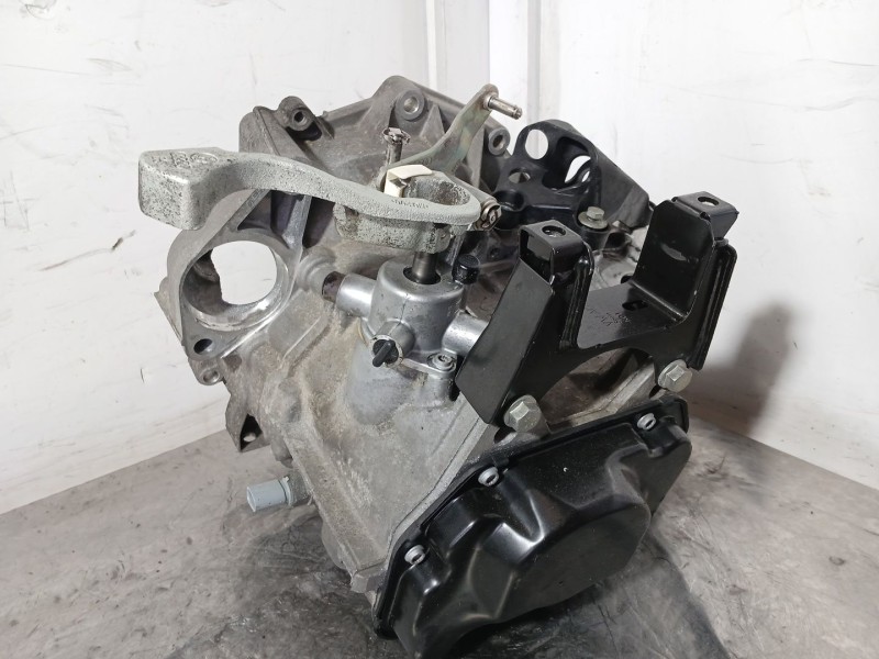 Recambio de caja cambios para volkswagen polo iv (9n_, 9a_) 1.6 16v referencia OEM IAM GX2 02T301103 