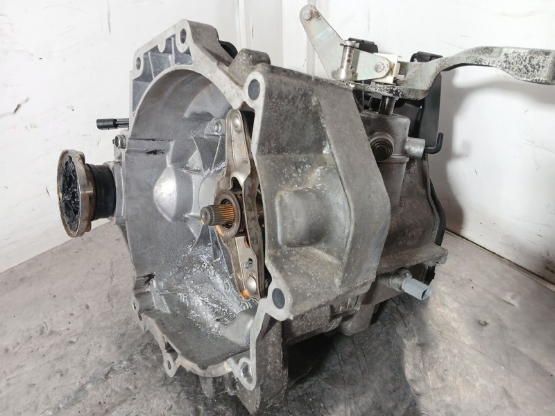 Recambio de caja cambios para volkswagen polo iv (9n_, 9a_) 1.6 16v referencia OEM IAM GX2 02T301103 