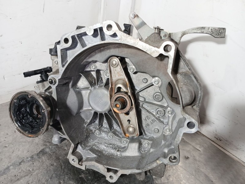 Recambio de caja cambios para volkswagen polo iv (9n_, 9a_) 1.6 16v referencia OEM IAM GX2 02T301103 