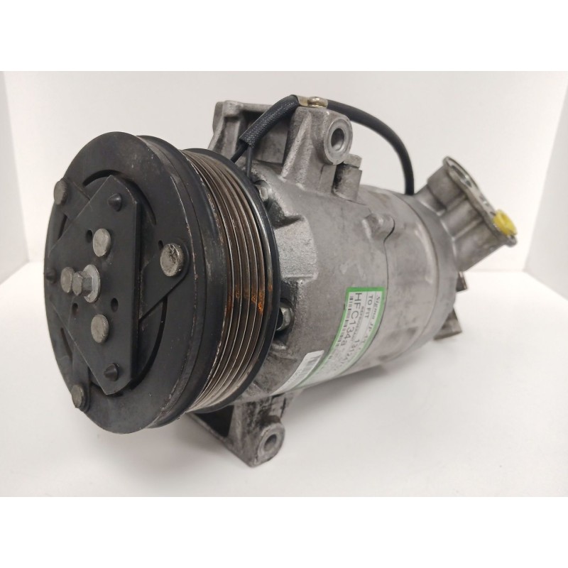 Recambio de compresor aire acondicionado para opel zafira / zafira family b (a05) 1.9 cdti (m75) referencia OEM IAM 13124752  