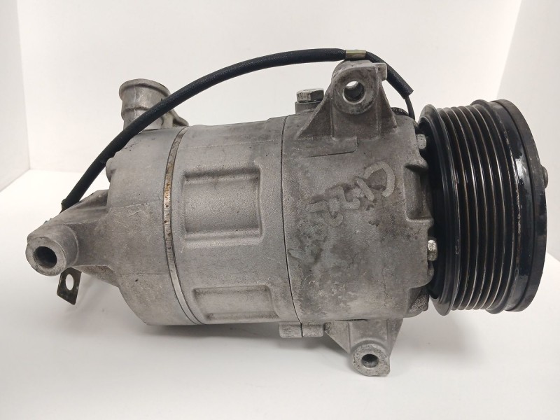 Recambio de compresor aire acondicionado para opel zafira / zafira family b (a05) 1.9 cdti (m75) referencia OEM IAM 13124752  