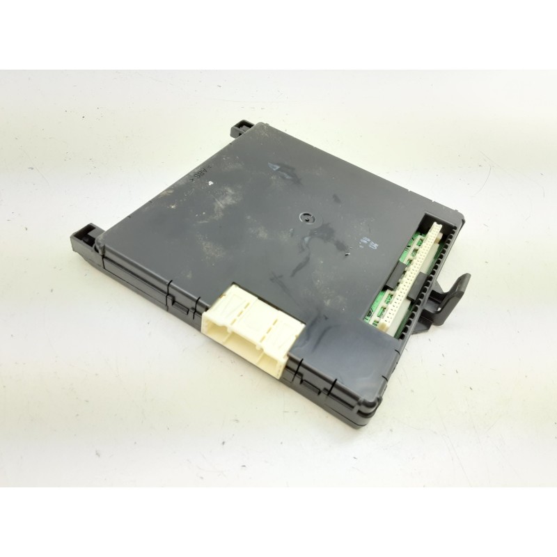 Recambio de modulo electronico para toyota yaris active hybrid referencia OEM IAM 892210D120 MB2380008621 