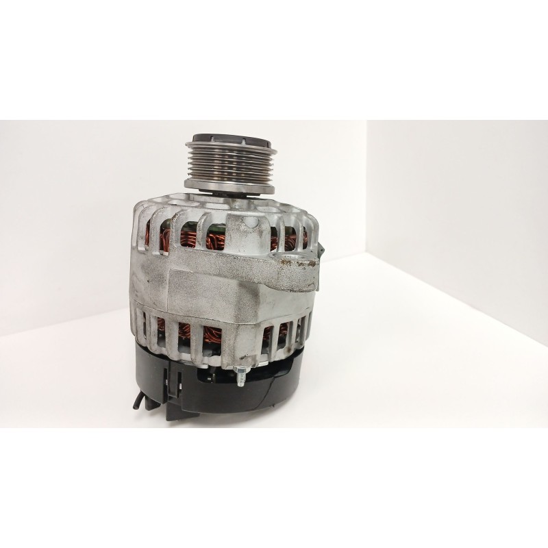 Recambio de alternador para opel zafira / zafira family b (a05) 1.9 cdti (m75) referencia OEM IAM   