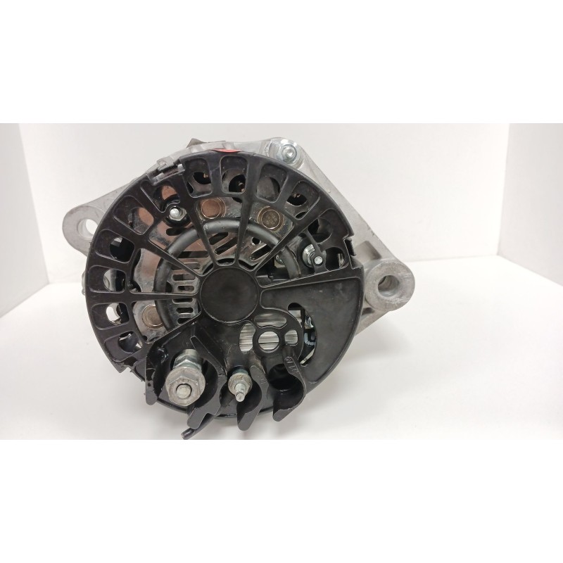Recambio de alternador para opel zafira / zafira family b (a05) 1.9 cdti (m75) referencia OEM IAM   