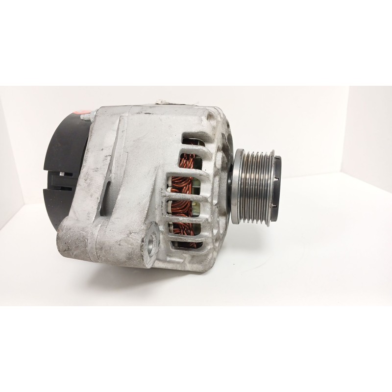 Recambio de alternador para opel zafira / zafira family b (a05) 1.9 cdti (m75) referencia OEM IAM   