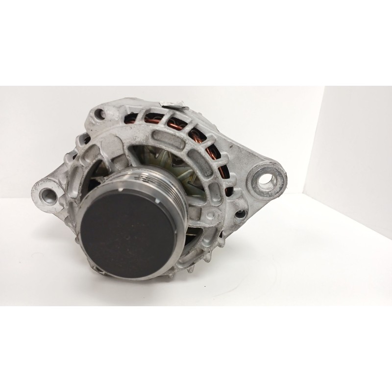 Recambio de alternador para opel zafira / zafira family b (a05) 1.9 cdti (m75) referencia OEM IAM   