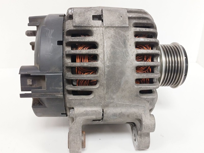 Recambio de alternador para audi a3 (8p1) 2.0 tdi 16v quattro referencia OEM IAM 06F903023C  