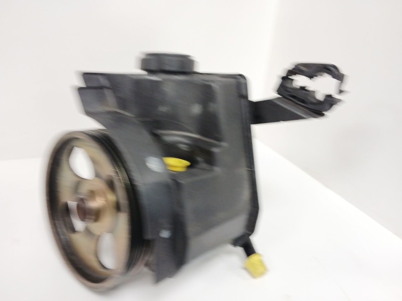 Recambio de bomba direccion para peugeot 206 hatchback (2a/c) 1.4 hdi eco 70 referencia OEM IAM 9638364580 26086355QK 