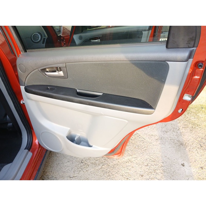 Recambio de elevalunas trasero derecho para suzuki sx4 (ey, gy) 1.9 ddis 4x4 (rw 419d) referencia OEM IAM   