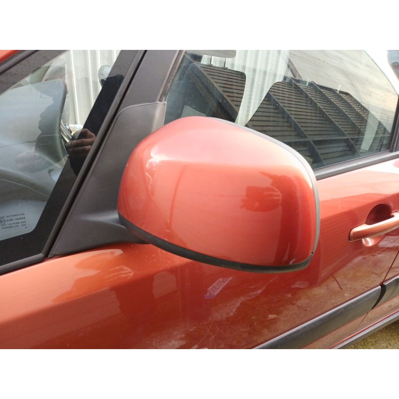 Recambio de retrovisor izquierdo para suzuki sx4 (ey, gy) 1.9 ddis 4x4 (rw 419d) referencia OEM IAM   