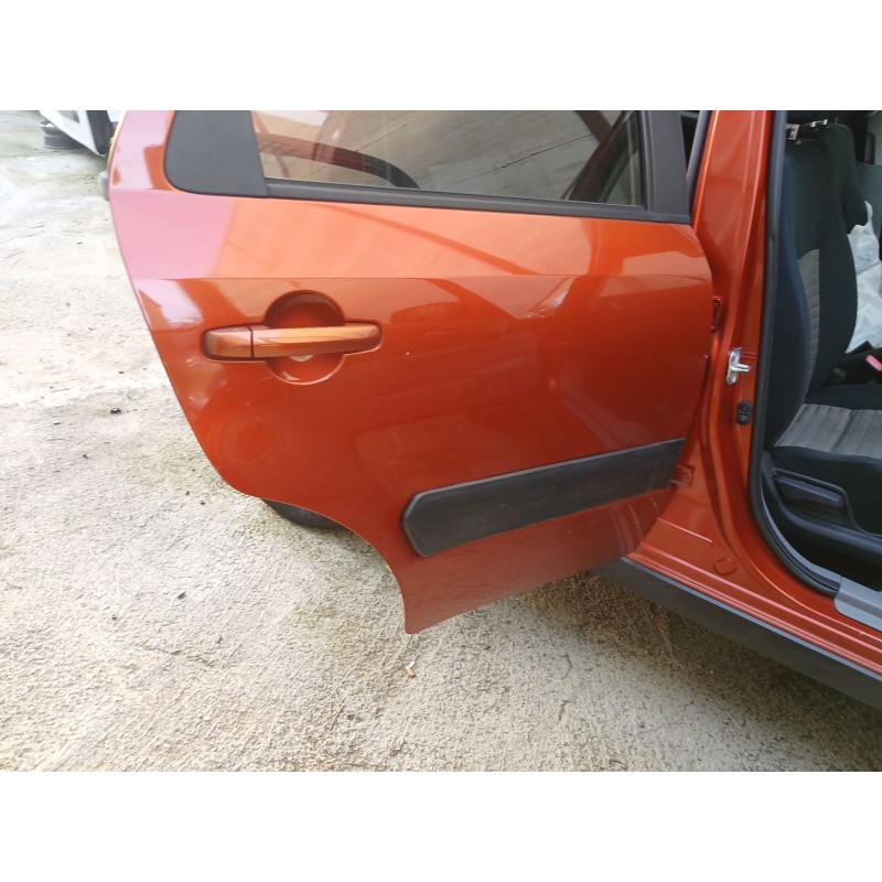 Recambio de puerta trasera derecha para suzuki sx4 (ey, gy) 1.9 ddis 4x4 (rw 419d) referencia OEM IAM   