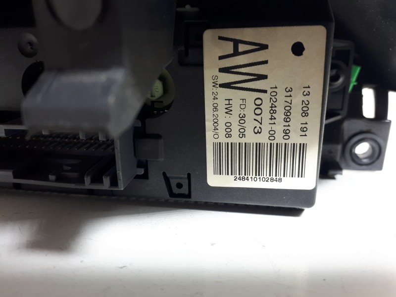 Recambio de pantalla multifuncion para opel tigra twin top cosmo referencia OEM IAM 13208191 317099190 102484100