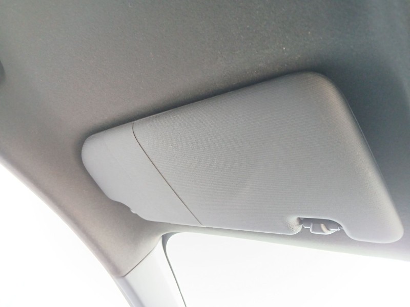 Recambio de parasol izquierdo para mg mg3 hybrid+ 1.5 referencia OEM IAM   