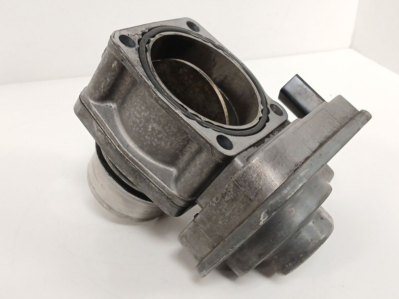 Recambio de caja mariposa para opel astra j lim. 1.7 16v cdti referencia OEM IAM 8981052101 B093350580 