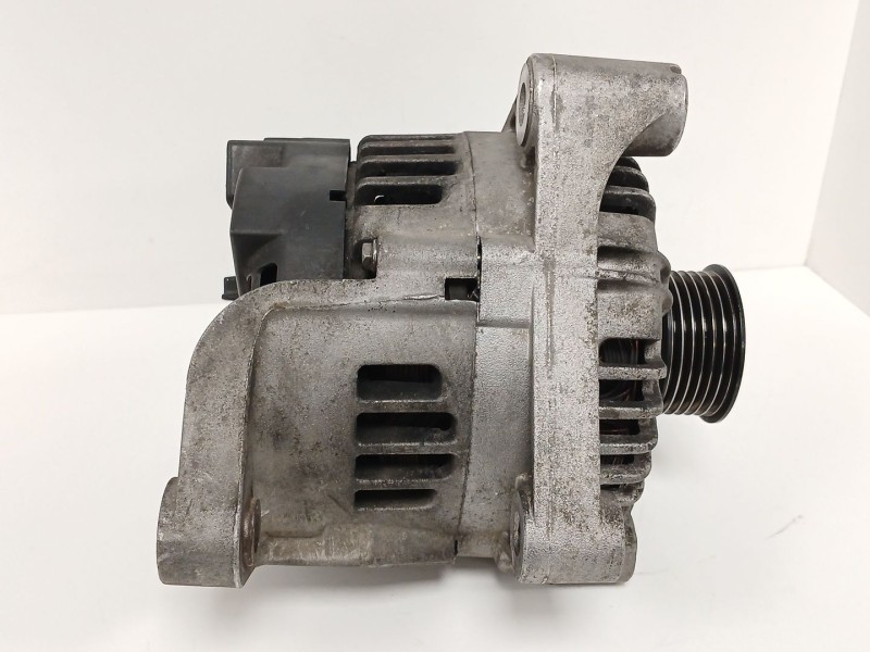 Recambio de alternador para bmw 3 coupé (e46) 320 cd referencia OEM IAM 7789980A101 TG15C012 