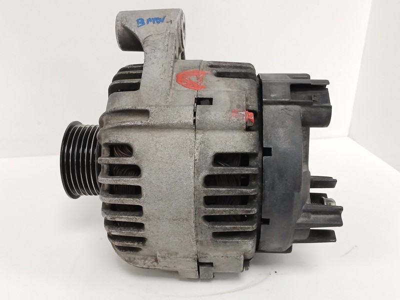 Recambio de alternador para bmw 3 coupé (e46) 320 cd referencia OEM IAM 7789980A101 TG15C012 