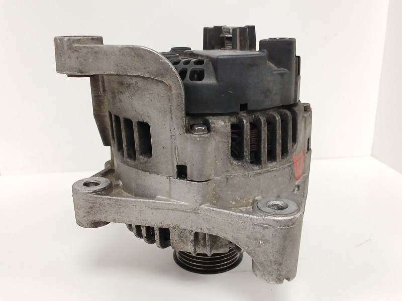 Recambio de alternador para bmw 3 coupé (e46) 320 cd referencia OEM IAM 7789980A101 TG15C012 