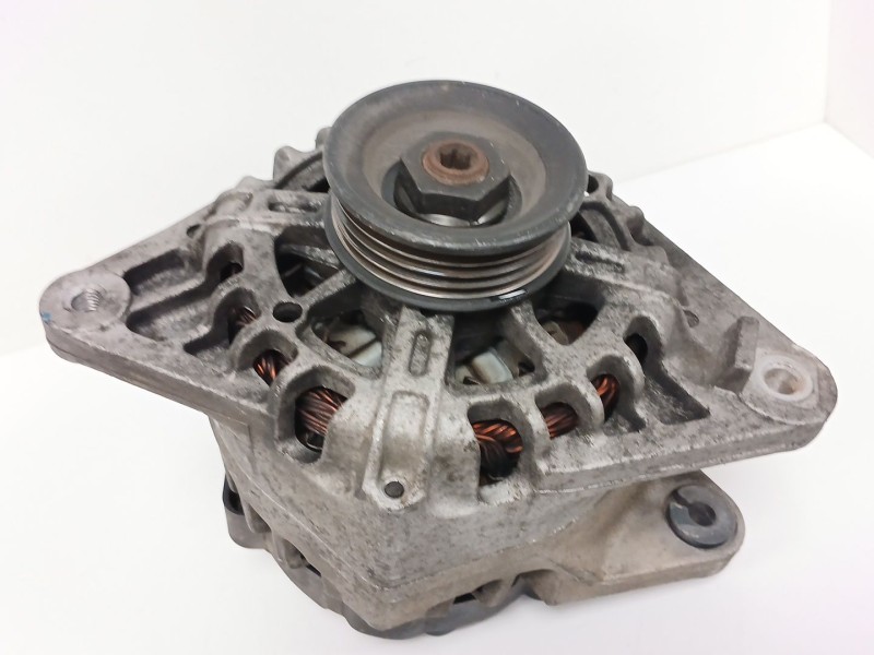 Recambio de alternador para hyundai coupe ii (gk) 2.0 referencia OEM IAM A002655023 3730022650 