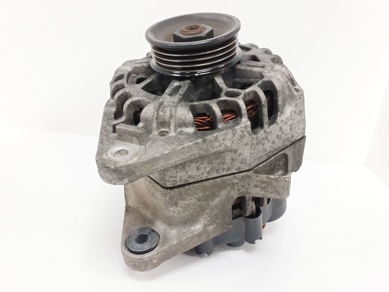 Recambio de alternador para hyundai coupe ii (gk) 2.0 referencia OEM IAM A002655023 3730022650 
