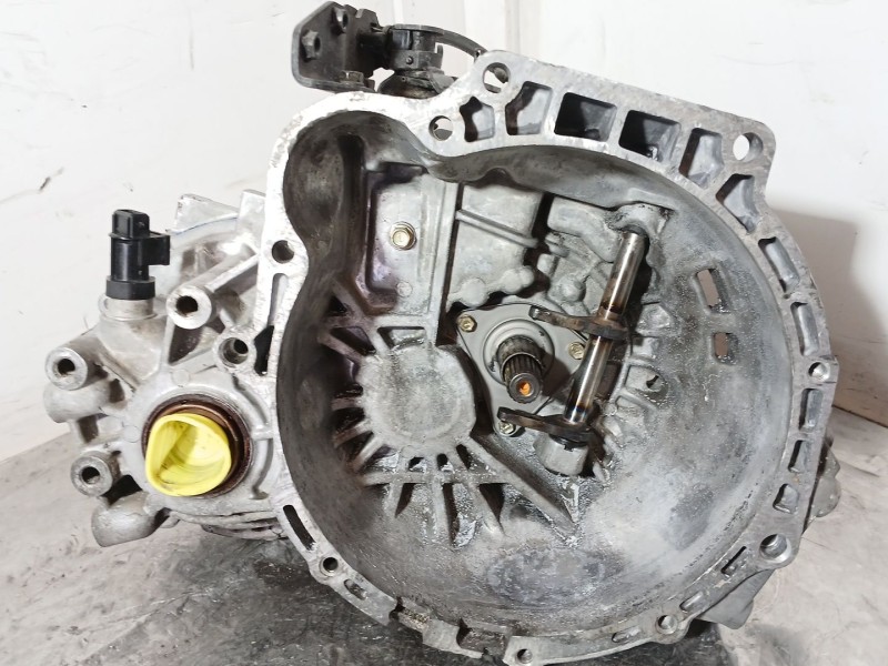 Recambio de caja cambios para hyundai coupe ii (gk) 2.0 referencia OEM IAM J41873  