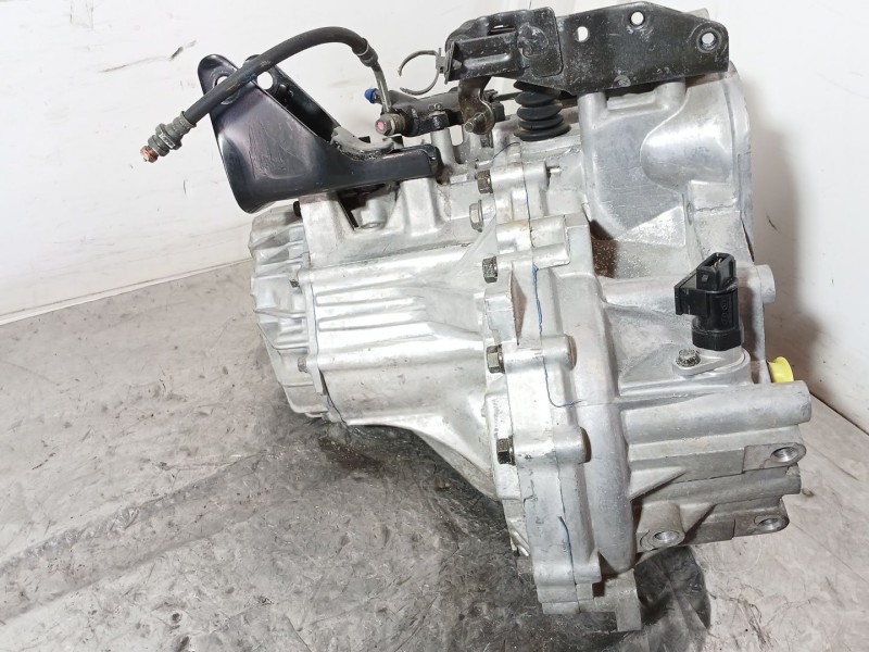 Recambio de caja cambios para hyundai coupe ii (gk) 2.0 referencia OEM IAM J41873  