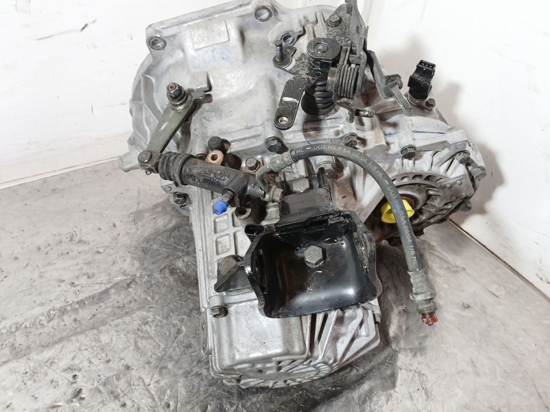 Recambio de caja cambios para hyundai coupe ii (gk) 2.0 referencia OEM IAM J41873  
