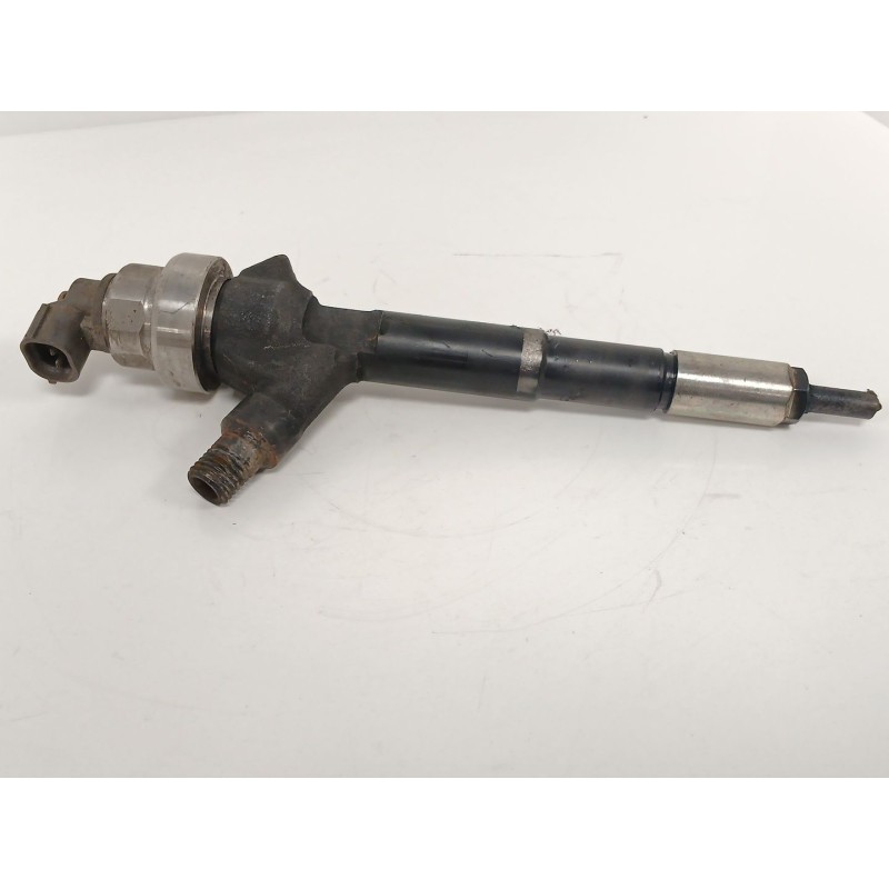 Recambio de inyector para opel astra j lim. 1.7 16v cdti referencia OEM IAM   